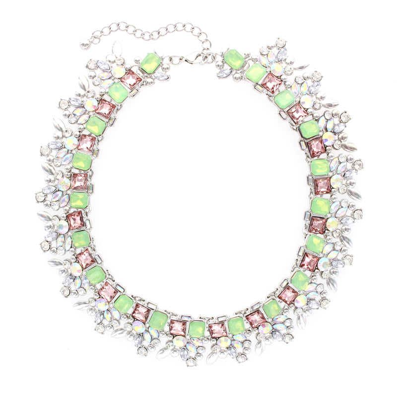 Elizabeth Detail Necklace